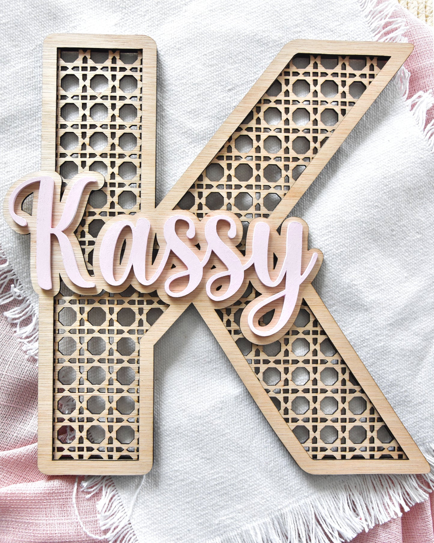 Lettre Initial - Motif Cannage